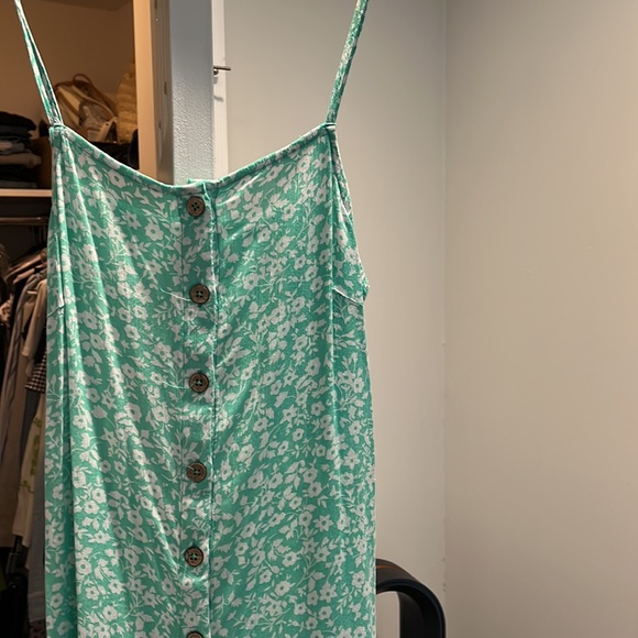 Billabong sundress size medium - Picture 3 of 4